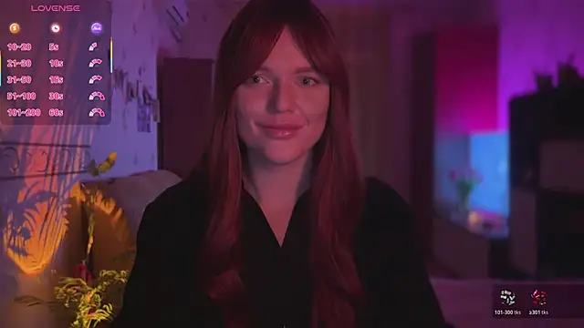 CherryRed_Girl 即時 XXX 聊天