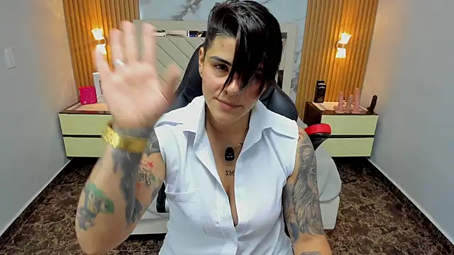 Chat +18 de KAROLLJONES1 ao vivo