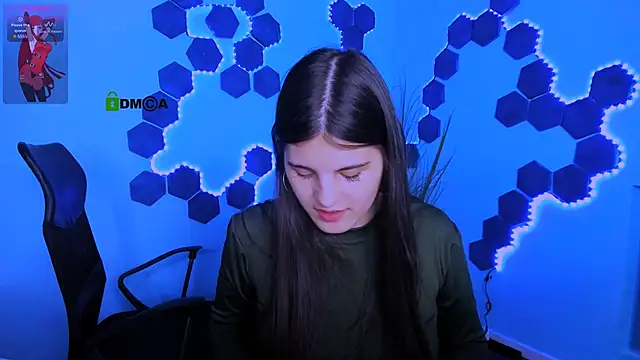 Chat +18 de lizzie_boom_ ao vivo