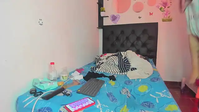 Chat +18 de Ecstasy2dirty69 ao vivo