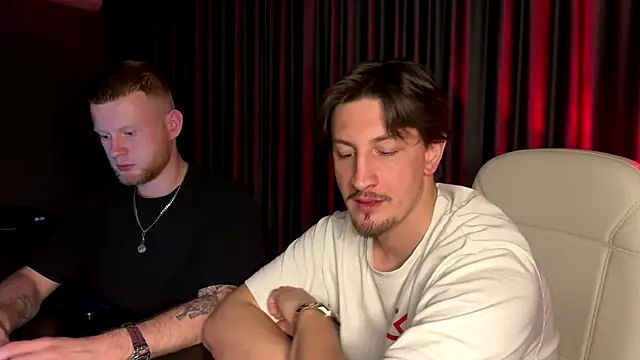 Adam_iceのライブXXXチャット