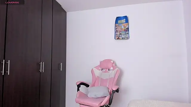 kendal_hot01's Live XXX Chat