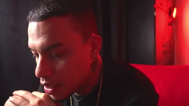 AlphaMasterXxx: απευθείας συνομιλία ΧΧΧ