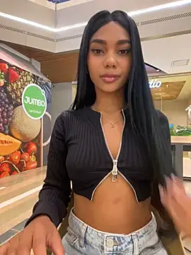 Savannahfisher's Webcam Show