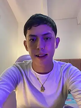 Iamcami_: απευθείας συνομιλία ΧΧΧ