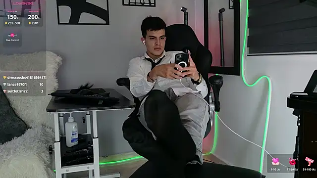 nico_pelusa – Live XXX-chat