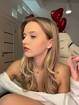 Emeli_Blur Live XXX Chat