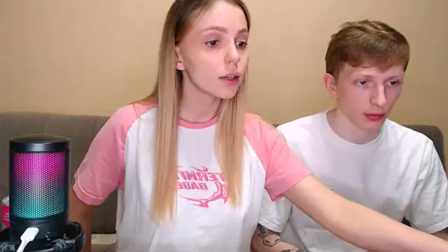 juliaanddima Adlı Modelin Web Kamerası Şovu