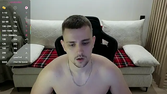 Larstar01 live XXX chat