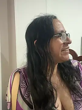 Freya_Artemisa élő XXX-chatje