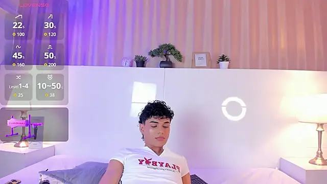 Kai_riptide live XXX chat