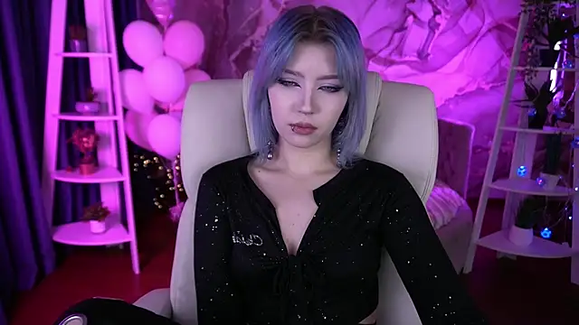 SelenaIris élő XXX-chatje