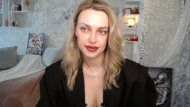 Živý XXX chat NickyAdamidi