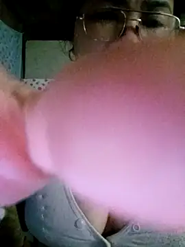 small-house123 Chat XXX live