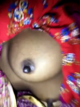 pooja-capal81 Chat XXX live