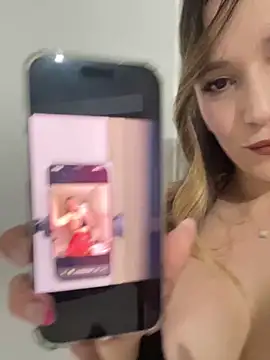 Nasss7 Adlı Modelin Canlı XXX Sohbeti