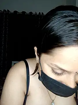 shilpa-singh's Webcam Show