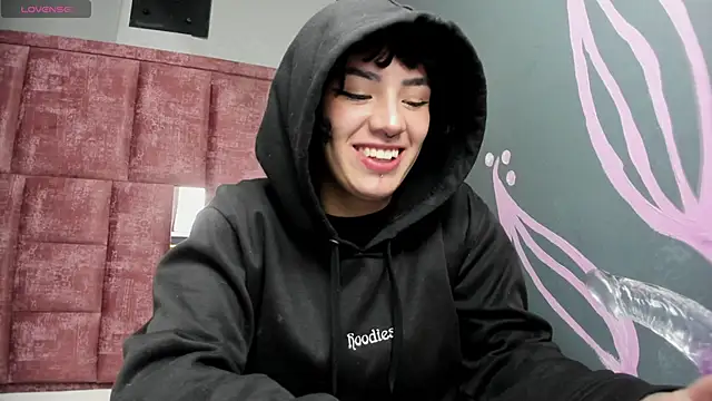 Kiara_Fox__のライブXXXチャット