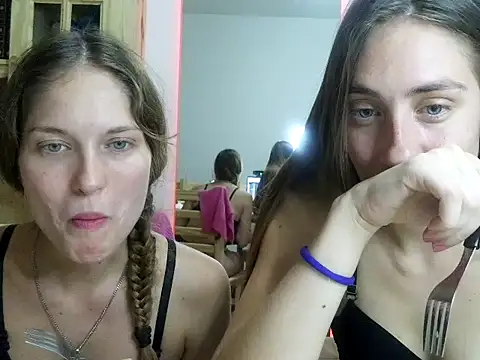 Noracherry – webcam-show