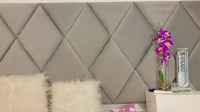 FarinaLyten Live XXX chat