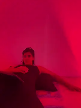 SaraBelliniのライブXXXチャット