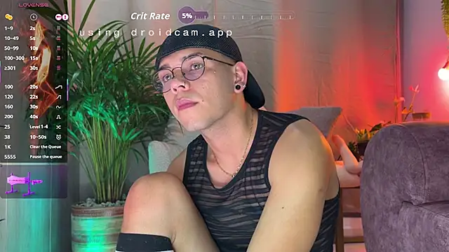 jhosepMoreno élő XXX-chatje