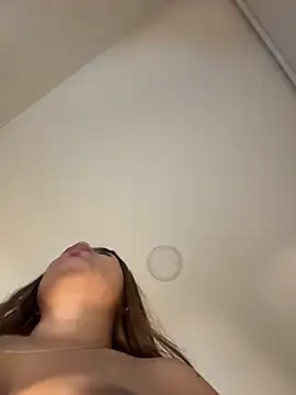 XXX chat uživo modela valeria2019hot