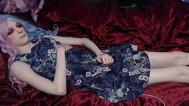 yutachka: διαδικτυακό σόου στην κάμερα