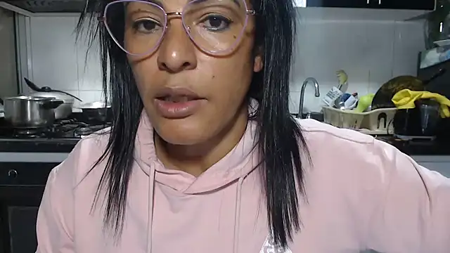 kateleyagrey Show Webcam