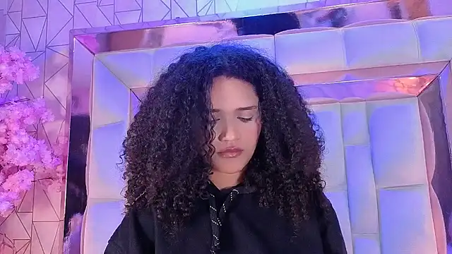 Lilithadams1 即時 XXX 聊天