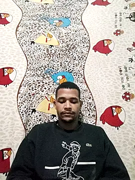 LATREL22ctmtrs ওয়েবক্যাম শো