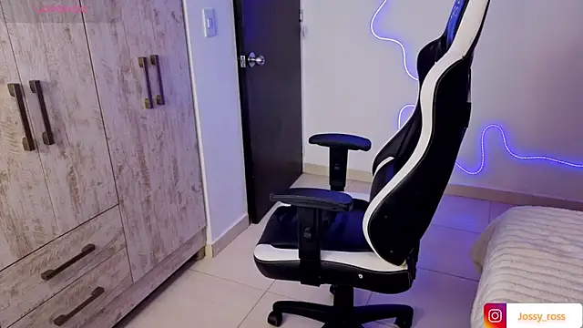 Victoryyy_ élő XXX-chatje