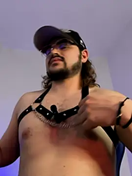 Derek_Vow Adlı Modelin Canlı XXX Sohbeti