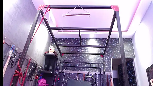 Czat XXX na żywo – lorna_cox_bdsm