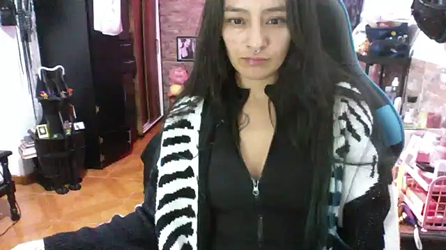 Czat XXX na żywo – AngelaQueen_