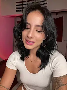 Ale_Lewis élő XXX-chatje