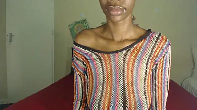 Blacktittiex02 – Naživo XXX chat