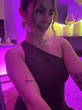 SofiaG_ Adlı Modelin Canlı XXX Sohbeti