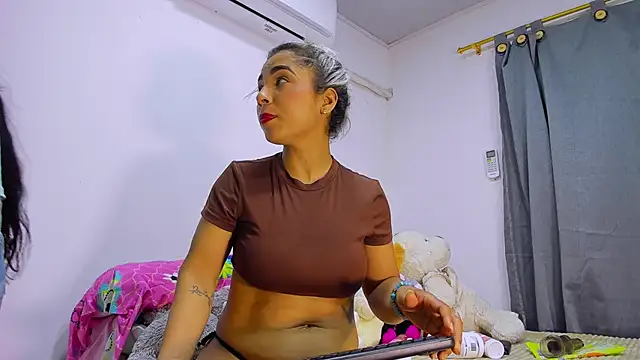 vennuss19: онлайн-секс-чат