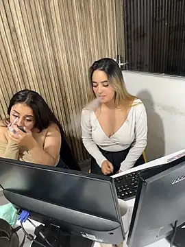 Antonella_Julieta 라이브 XXX 채팅