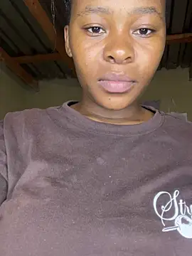 MiyaXo2 Adlı Modelin Web Kamerası Şovu