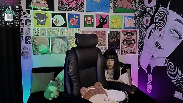 Yuhwan_ Chat XXX in diretta