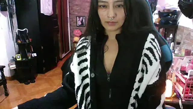 AngelaQueen_ – Naživo XXX chat