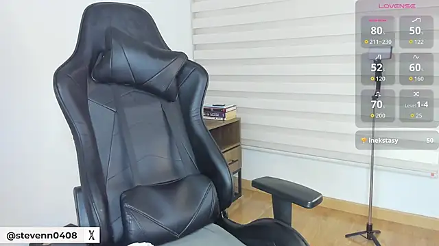 Stevenn_77 Adlı Modelin Canlı XXX Sohbeti