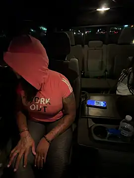 HaloRodeoLover2n Live XXX chat