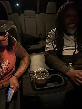 HaloRodeoLover2's Live XXX Chat