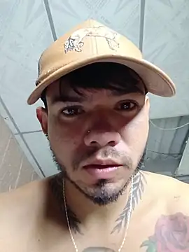 Niick01_ Adlı Modelin Canlı XXX Sohbeti