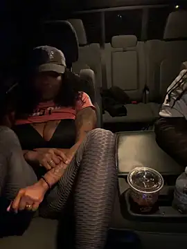 HaloRodeoLover2 Adlı Modelin Web Kamerası Şovu