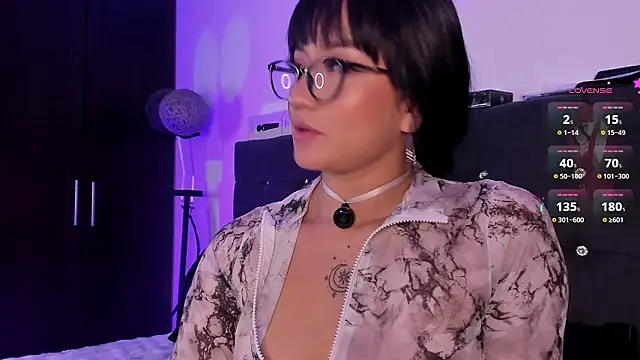 Maggie_1のライブXXXチャット