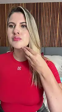 EmiilyAdams_ লাইভ XXX চ্যাট